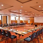 Hotel Doubletree By Hilton Paris Bougival
