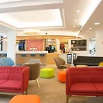 Doubletree By Hilton Paris Hotel Bougival
