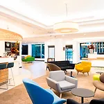 Hotel Doubletree By Hilton Paris 4*