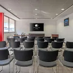 Doubletree By Hilton Paris Hotel Bougival