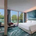 Hotel Doubletree By Hilton Paris Bougival