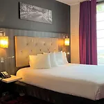 Doubletree By Hilton Paris 4*