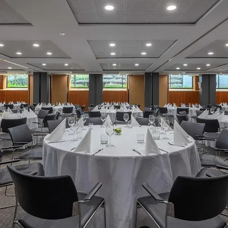 Doubletree By Hilton Paris