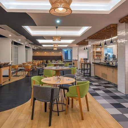 Doubletree By Hilton Paris 4* Bougival