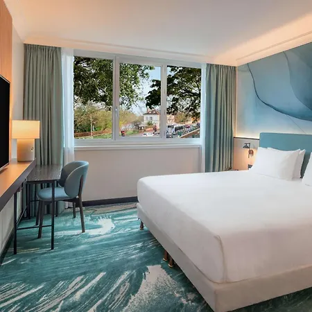 Doubletree By Hilton Paris 4* Bougival