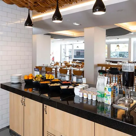 Hotel Doubletree By Hilton Paris Bougival