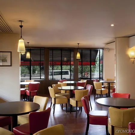 Doubletree By Hilton Paris 4*