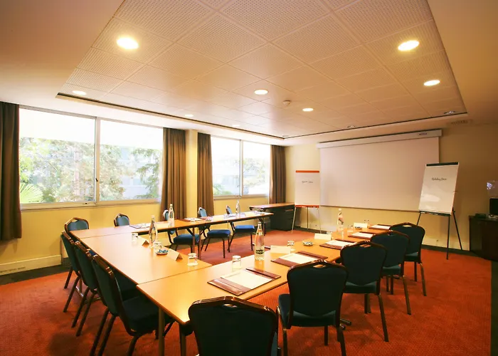 Doubletree By Hilton Paris 호텔 부지발
