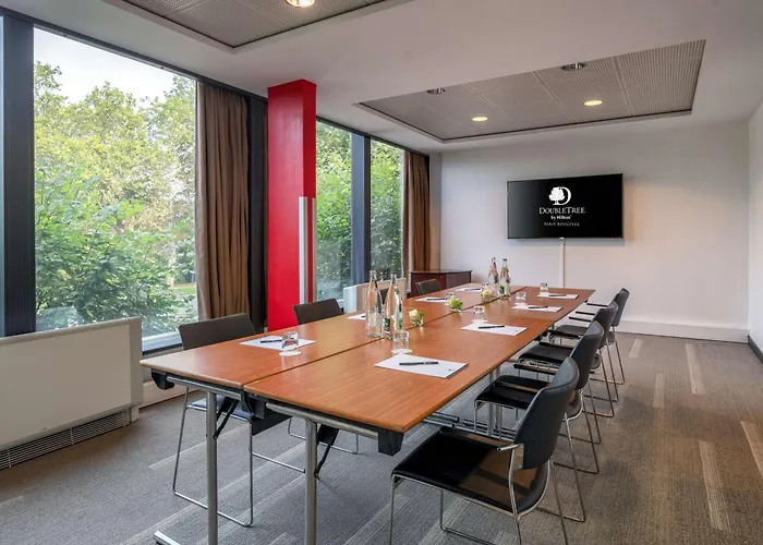 Doubletree By Hilton Paris 4*