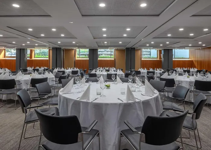Doubletree By Hilton Paris