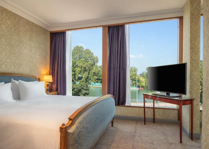 Doubletree By Hilton Paris 4*
