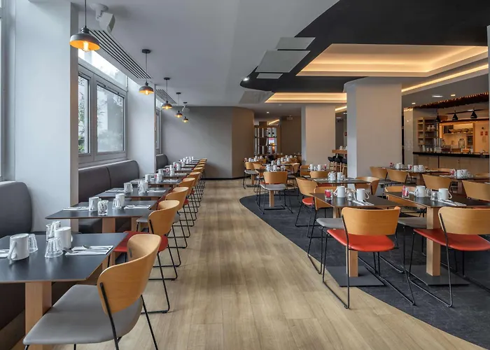 Doubletree By Hilton Paris 4*