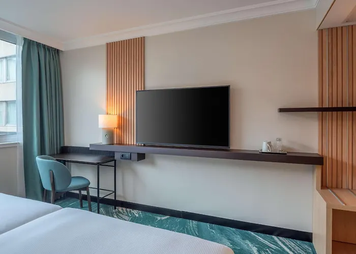 Doubletree By Hilton Paris 호텔 부지발